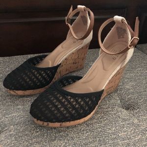 Apt 9 Black and Brown Wedges